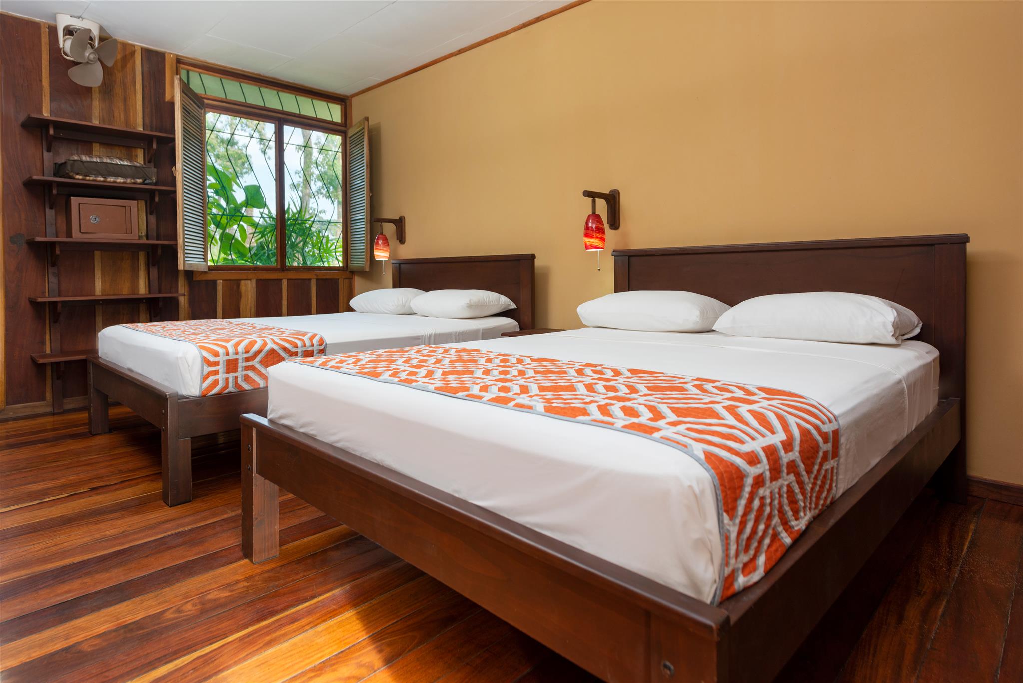 Hotel Laguna Tortuguero Lodge